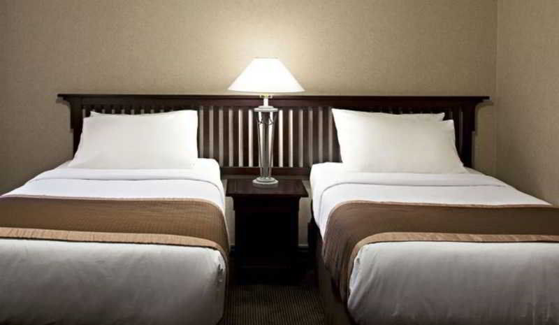 Ramada Limited Downtown Hotel
