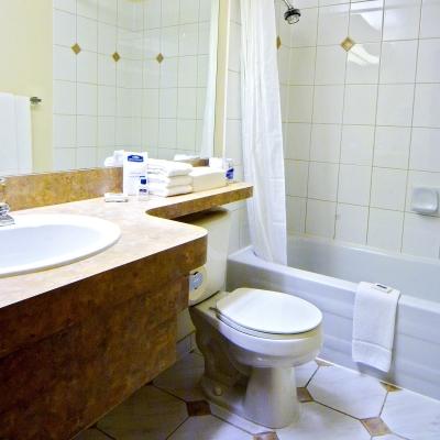 Howard Johnson By Wyndham Downtown Hotel 2*