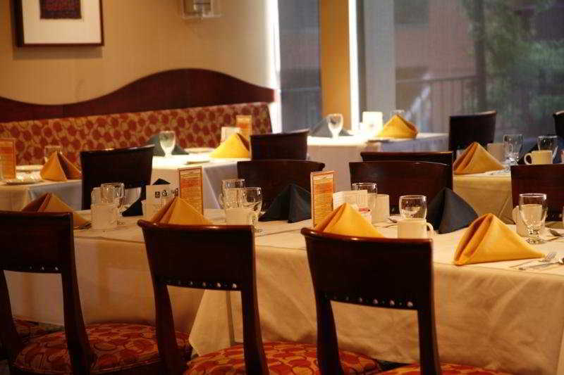Quality Downtown-inn At False Creek