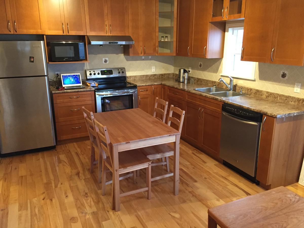 Commercial Drive Suites *