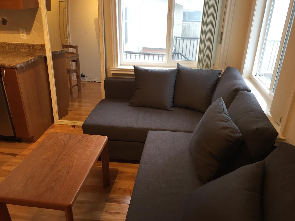 Gasthof Commercial Drive Suites