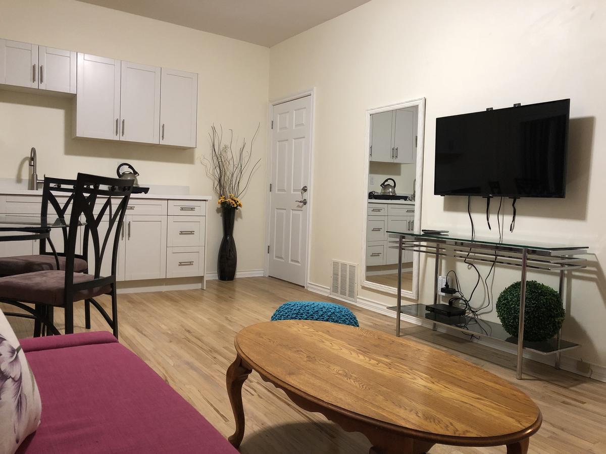Commercial Drive Suites Gasthof