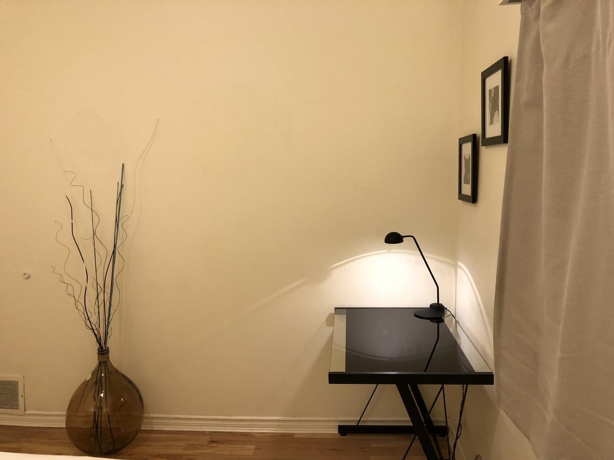 Gasthof Commercial Drive Suites
