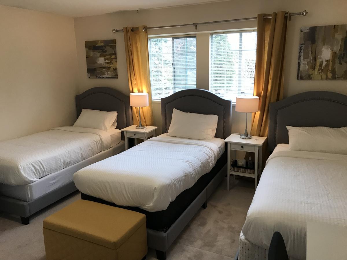 In Great Location Guest house Vancouver