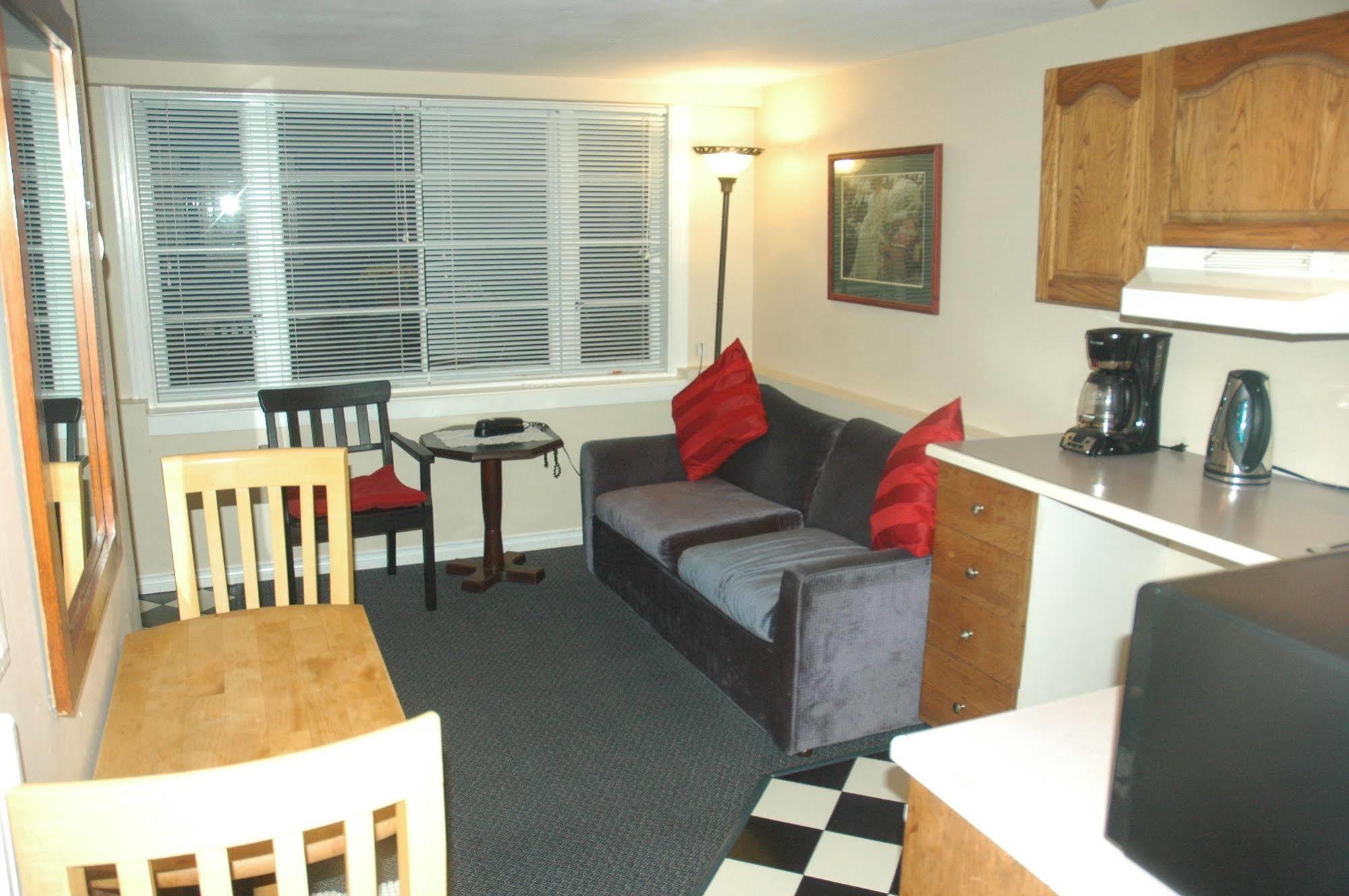 Douglas Bed & Breakfast 3*