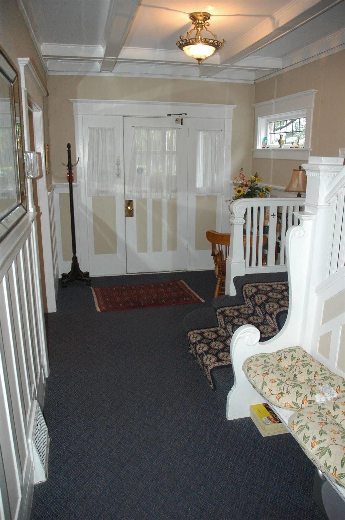 Bed & Breakfast Cambie 3*