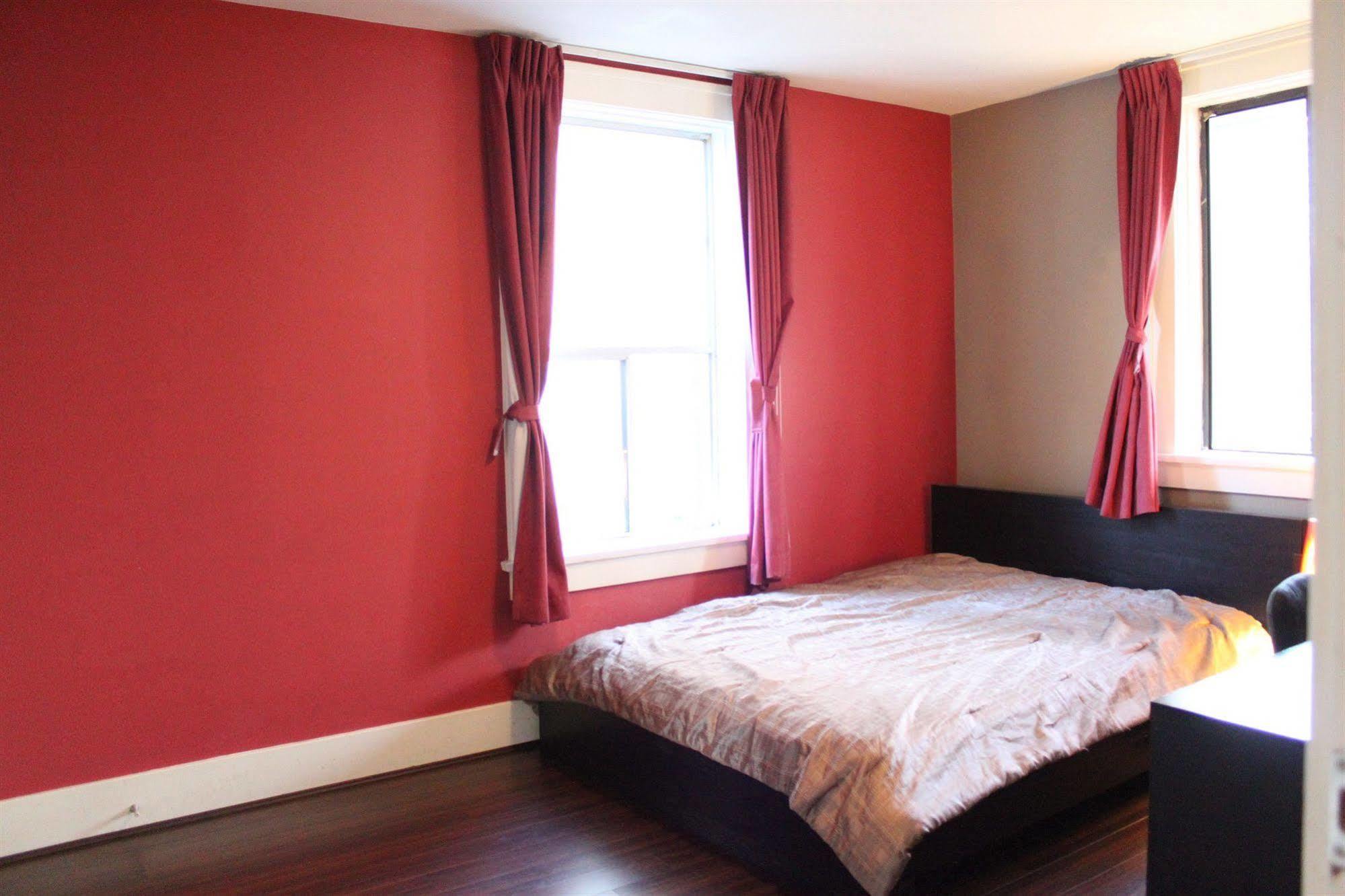 Mondeliving Robson Living Hotel Vancouver
