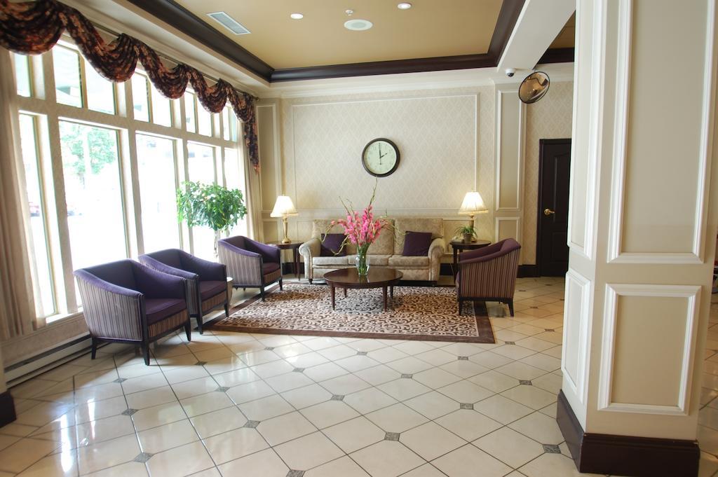 Ramada Limited Downtown Hotel