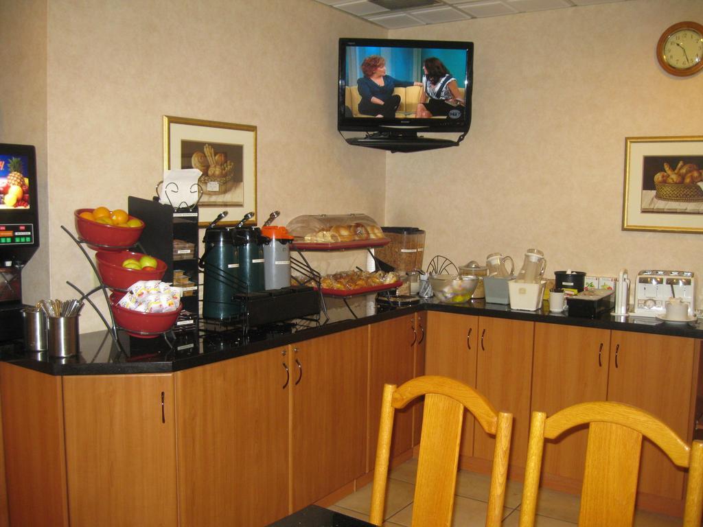 Ramada Exhibition Park Hotel