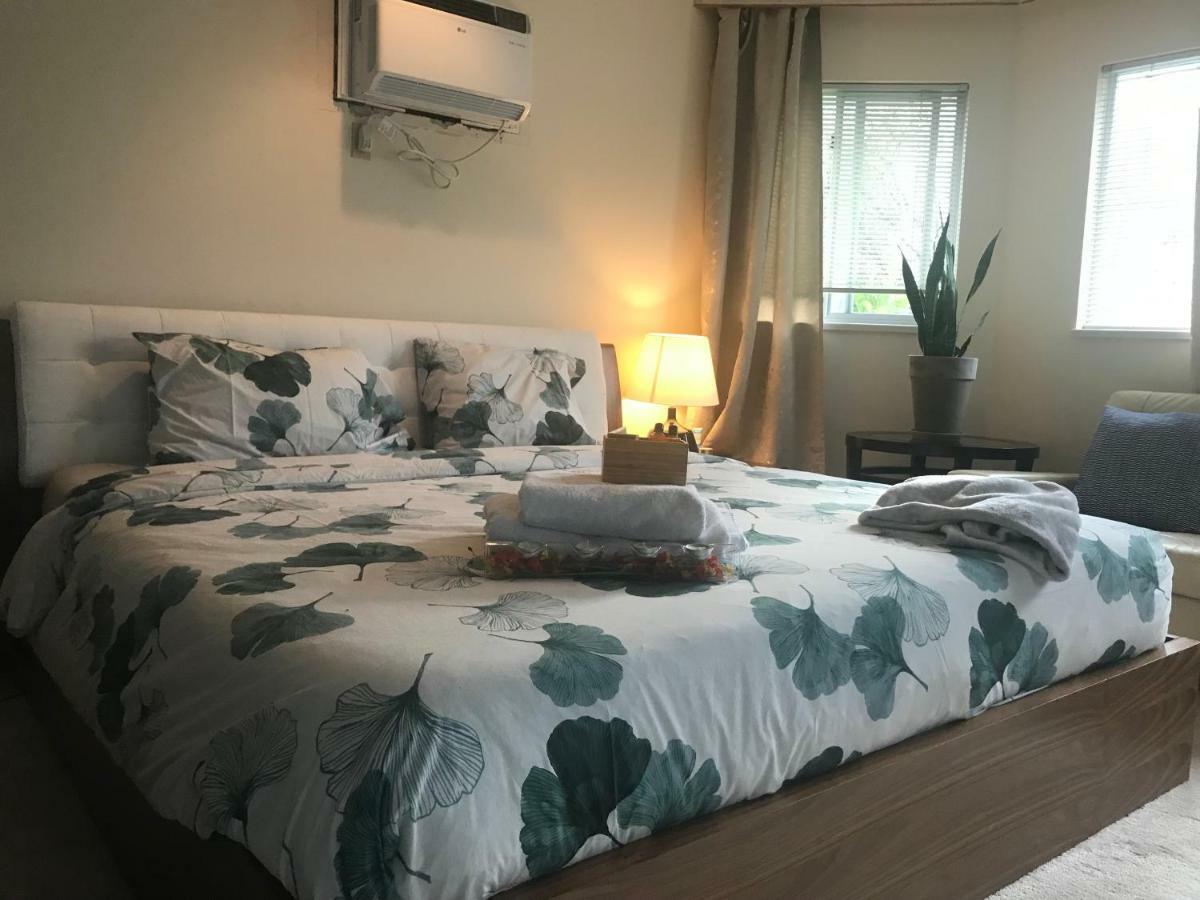 In Great Location Guest house Vancouver