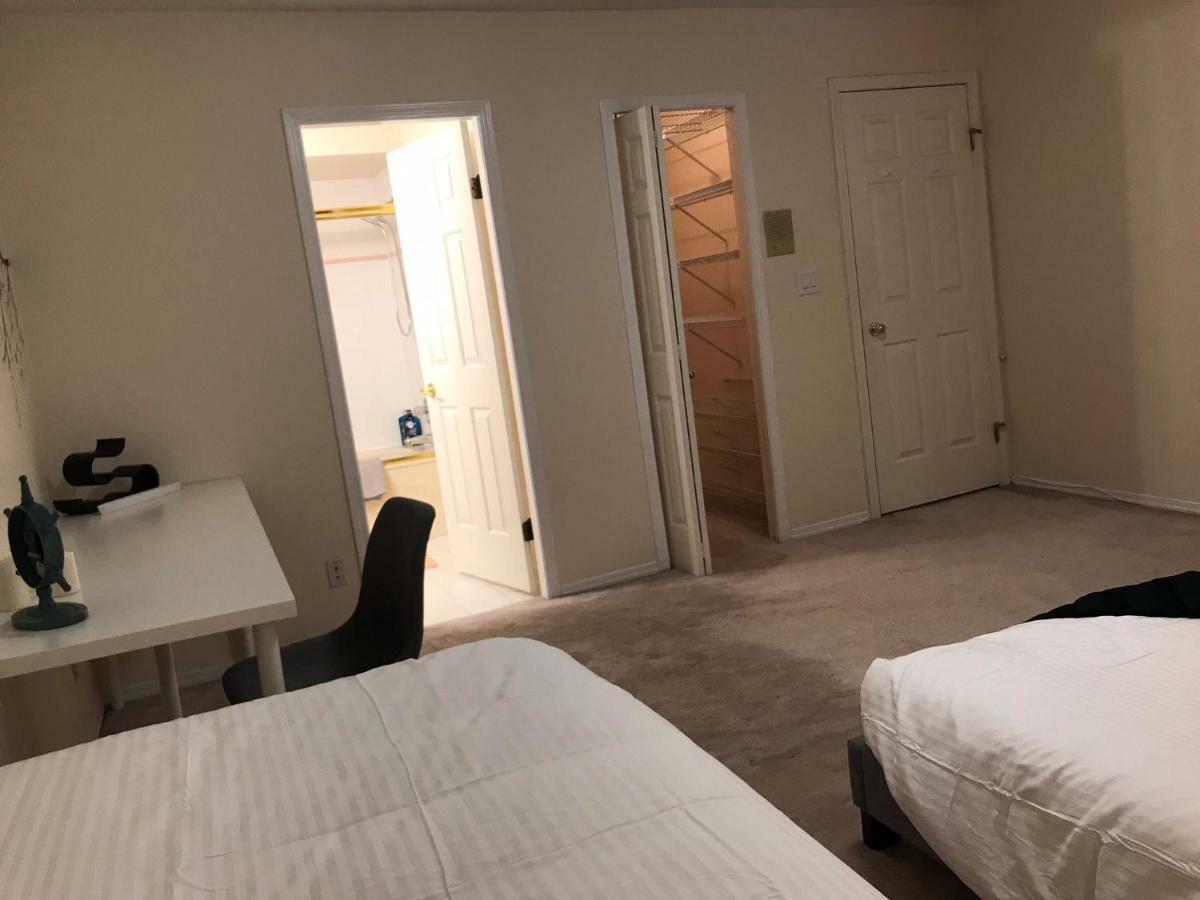 In Great Location Guest house *