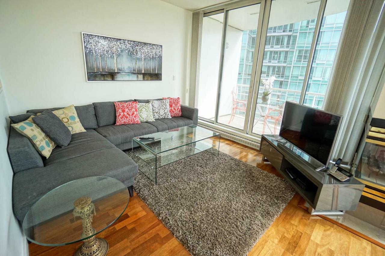 Dunowen Apartment Vancouver
