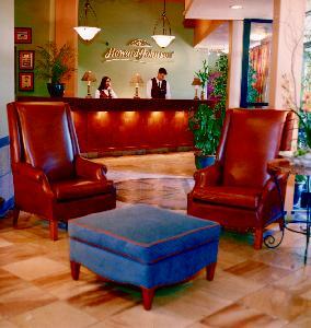 Howard Johnson By Wyndham Downtown 2*