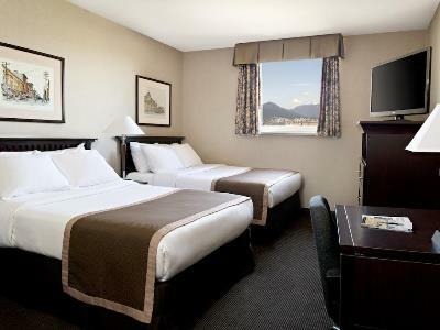 Hotel Ramada Limited Downtown 3*