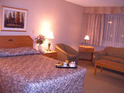 Ramada Exhibition Park Hotel