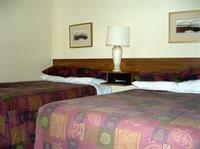 Hotel 2400