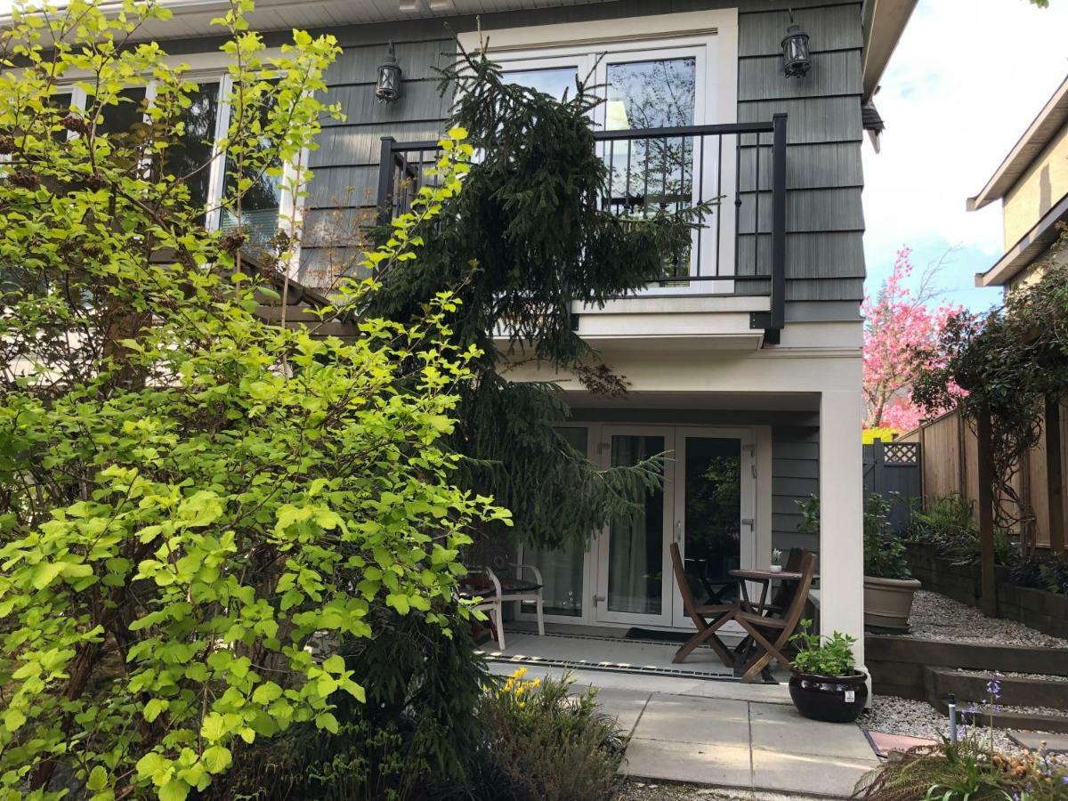 West Side 1br Dunbar Garden
