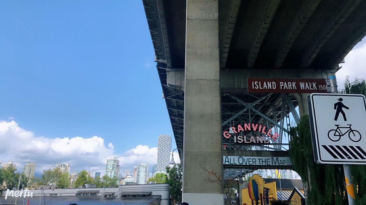 Brand New Seaview High-rise Downtown * Vancouver