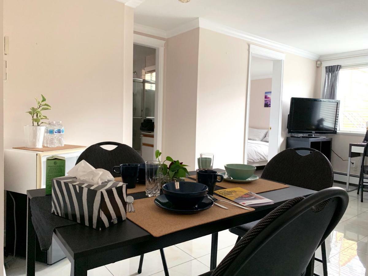 Perfect Location - Tidy & Comfy 5 Mins To Skytrain & Restaurant & Banks, 2 Stops To Metrotown, 5 Stops To Downtown * Vancouver