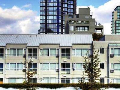Robson Aparthotel 3*