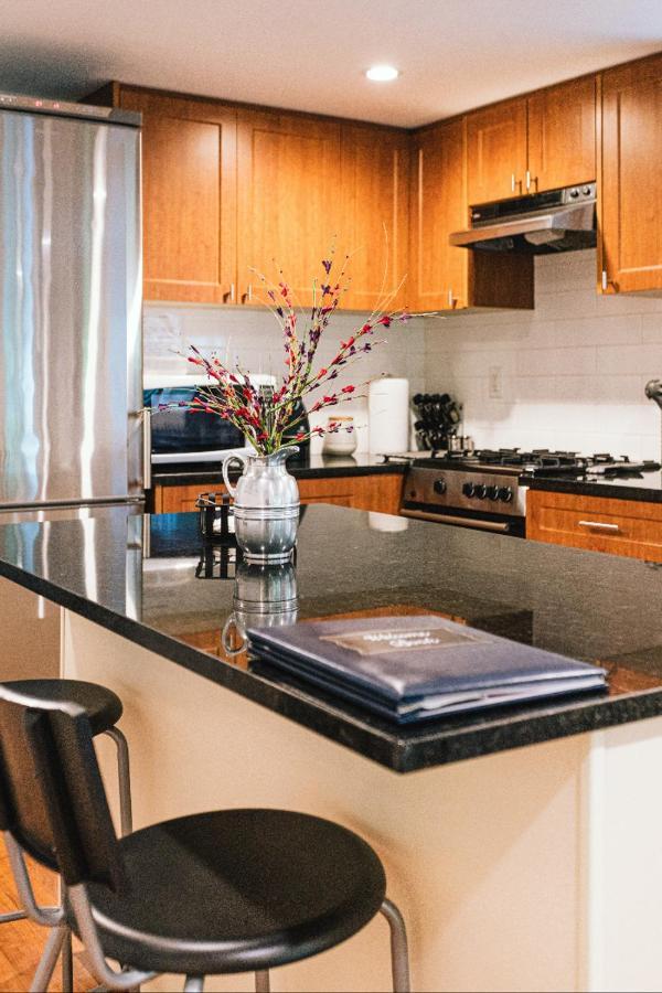 West Side 1br Dunbar Garden Apartment *