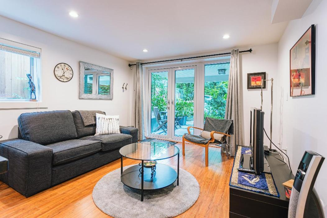 West Side 1br Dunbar Garden
