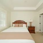 Tranquil Haven~Close To Ubc And Downtown Delights