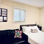 Cozy 2 Beds Spacious Rooms,Close To Transit
