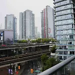 Dt Vancouver Pool, Parking, And Panoramic Views