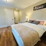 Shaughnessy Cozy Bedrooms Guest House
