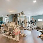 Executive Unit With Spectacular Views