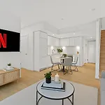 Elegant 2Br Urban Oasis Steps From Everything