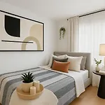 Elegant 2Br Urban Oasis Steps From Everything