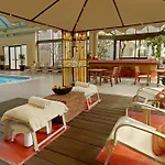 Pacific Palisades Hotel