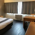 Cassandra Hotel