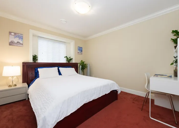 Cambie & 61St Ave Homestay