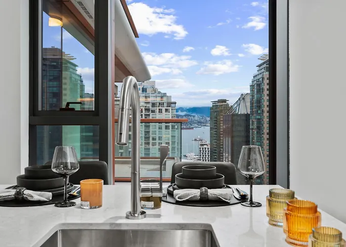 2Br - Sauna, 24-7 Gym, Parking, With Gaggenau & Aesop