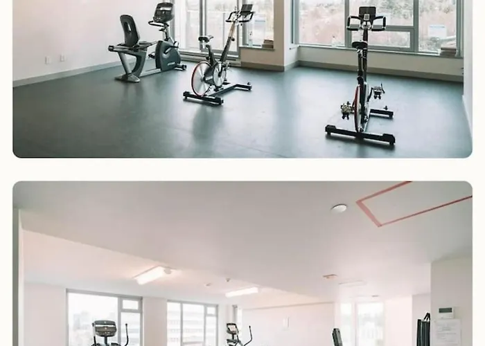 Modern, Central Vancouver Suite