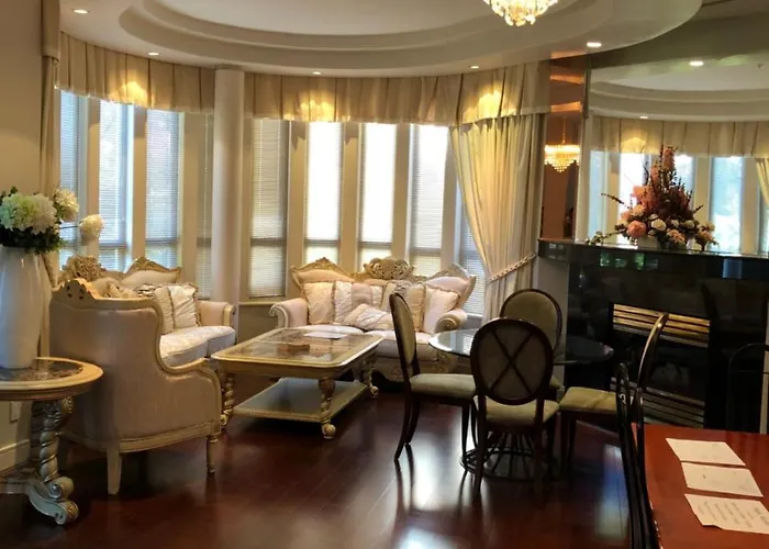 W King Edward Rooms