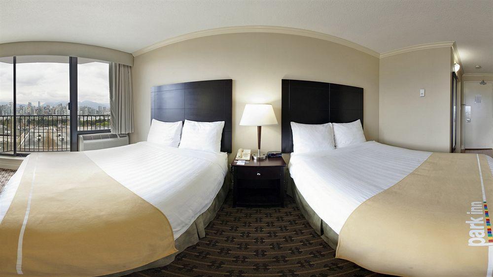 Park & By Radisson Hotel