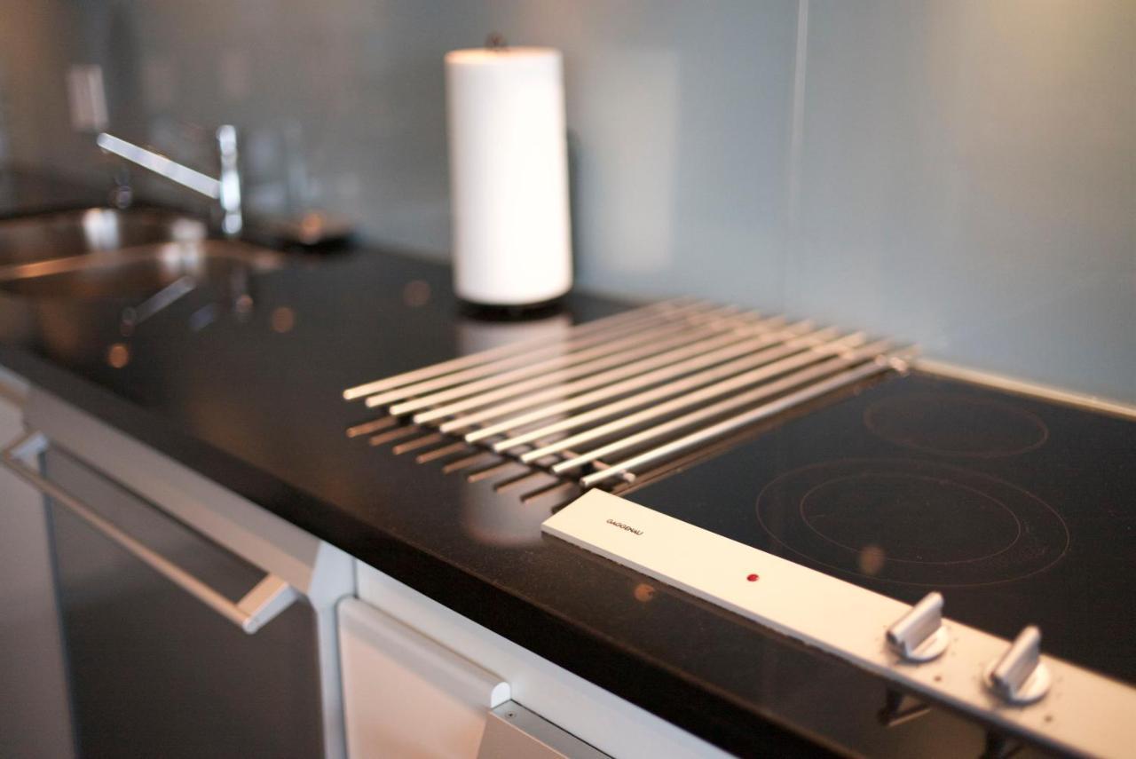 Your Alternative To A Five Star Hotel - Premium Location Apartment *