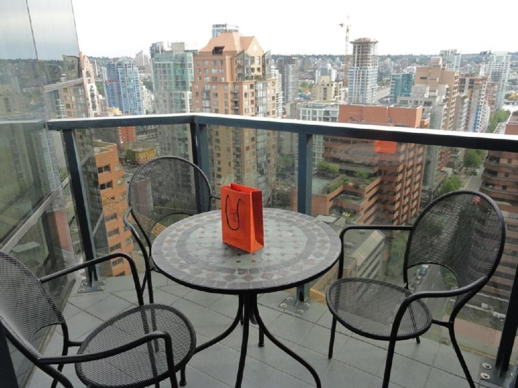 Your Alternative To A Five Star Hotel - Premium Location * Vancouver