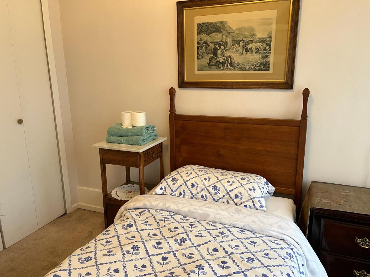 Balfour House 3*
