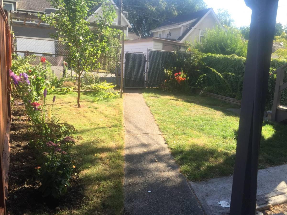 Quiet-comfy 3 Bedroom On A Tree Lined Street In Kits Holiday home