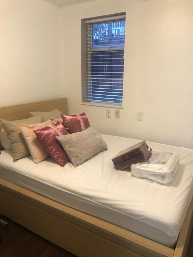 Holiday home Quiet-comfy 3 Bedroom On A Tree Lined Street In Kits Vancouver