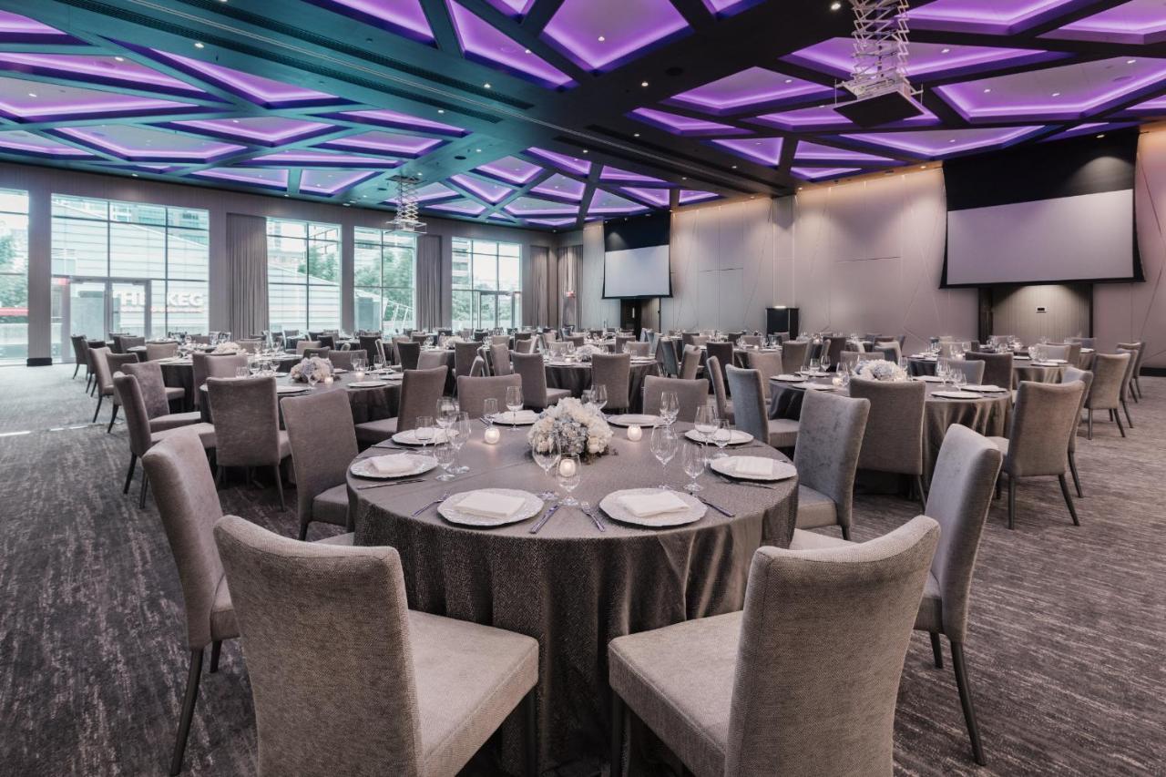 Paradox 4* Vancouver