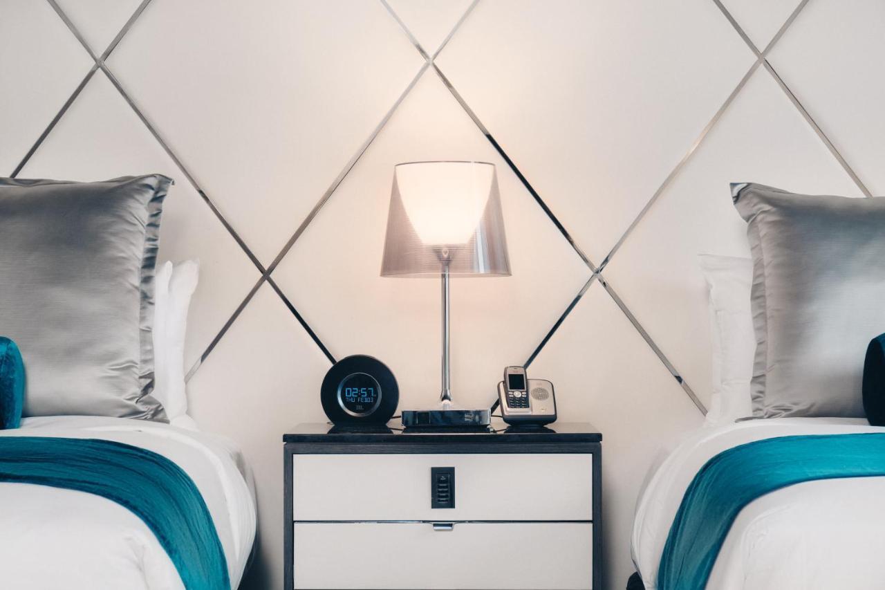 Paradox Hotel 4*