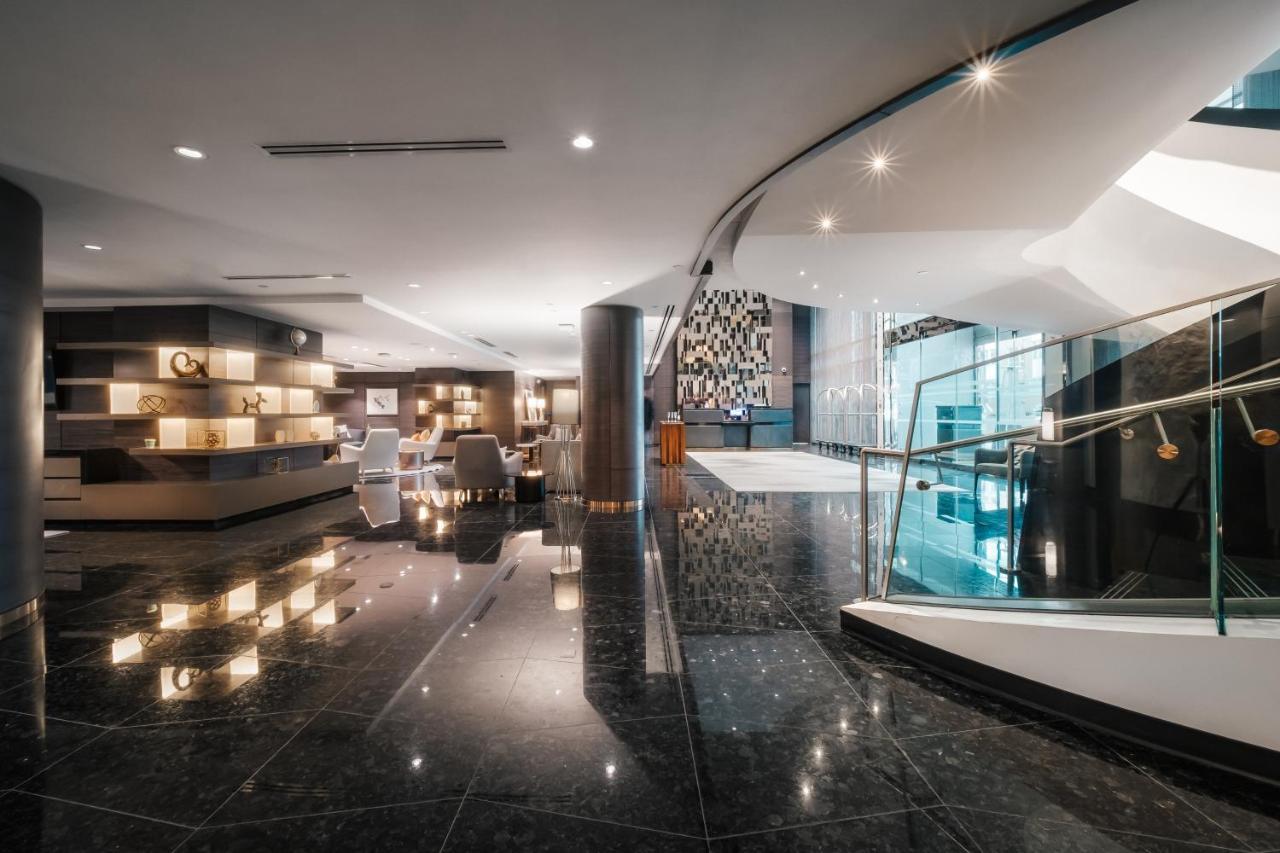 Paradox Hotel
