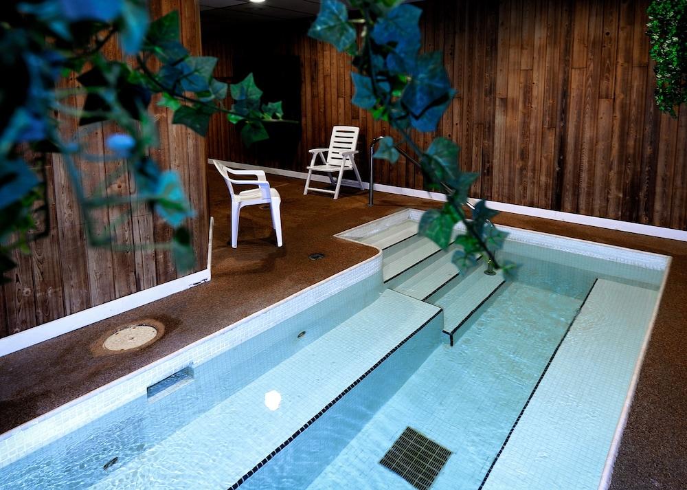 Hotel Cassandra 2*