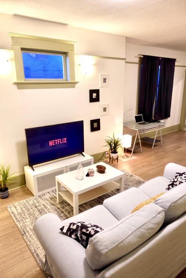 Private In A Shared House Privatunterkunft